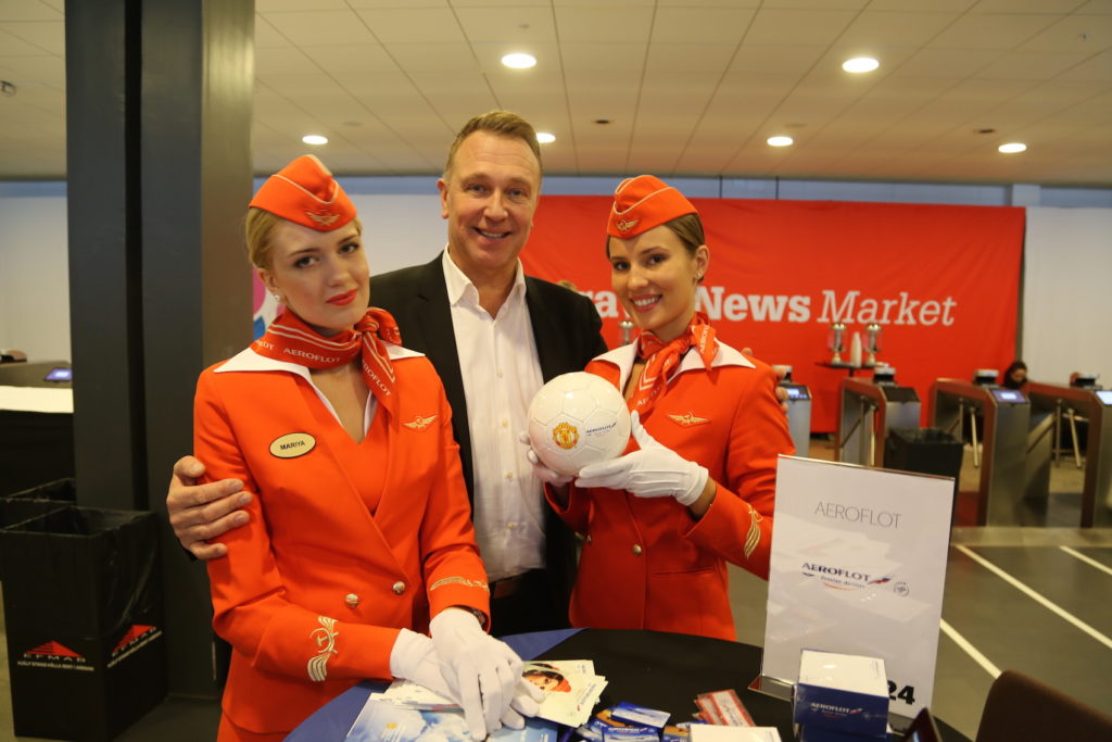 Mariya, Johan Magnus Eriksson och Valentina från Aeroflot