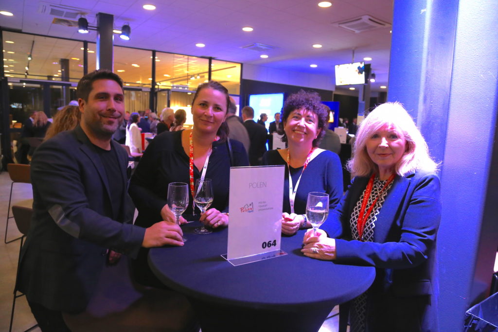 Leon Giannaridis från Seniormässan, Monika Pawlowska och Malgorzata Hudyma från Polens turistbyrå samt Patricia O'Connell från Maltas turistbyrå.