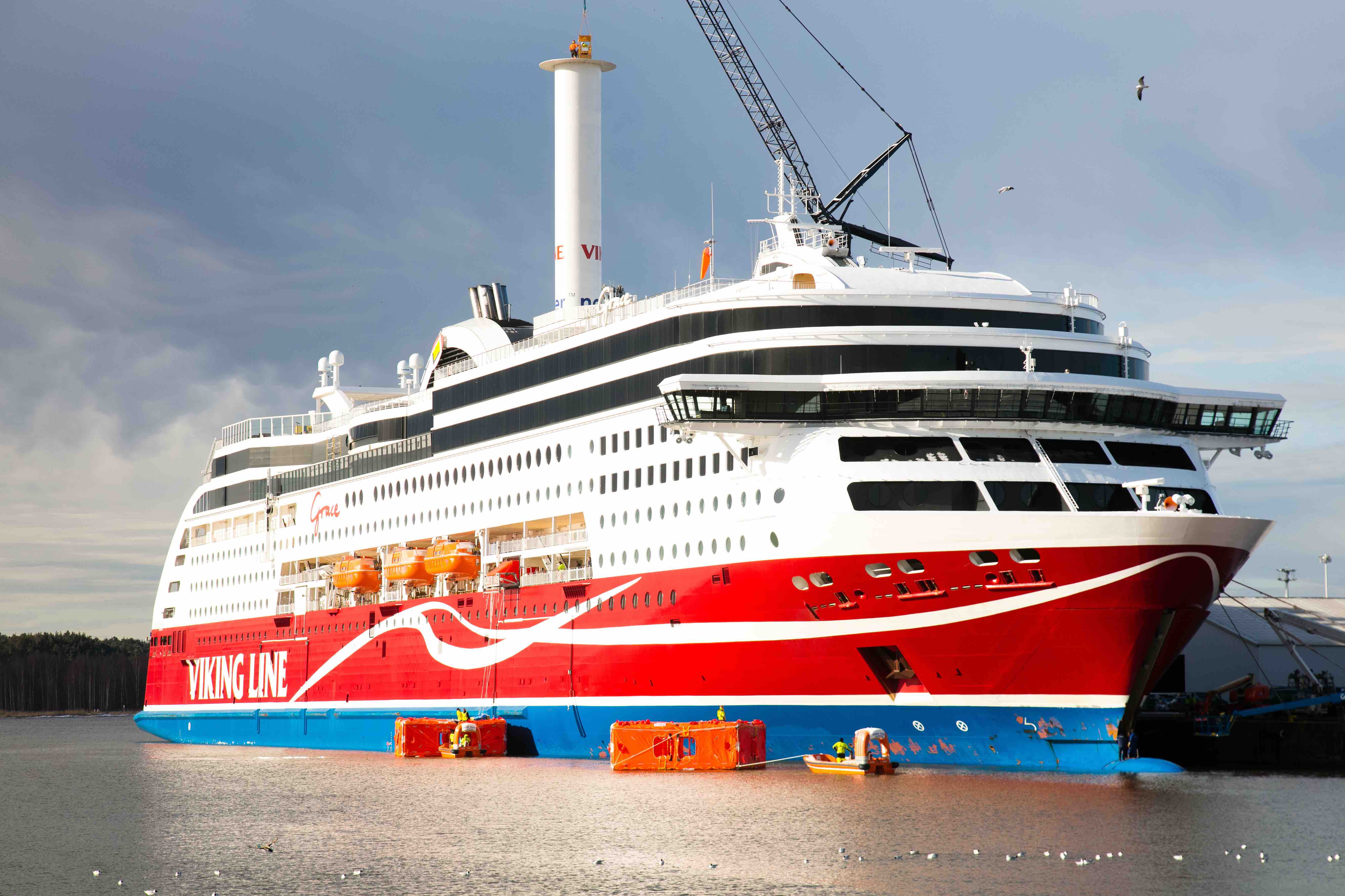 viking-grace-f-rst-i-v-rlden-med-vindkraft-travel-news