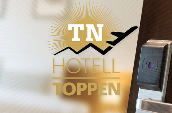 Hotelltoppen liggande