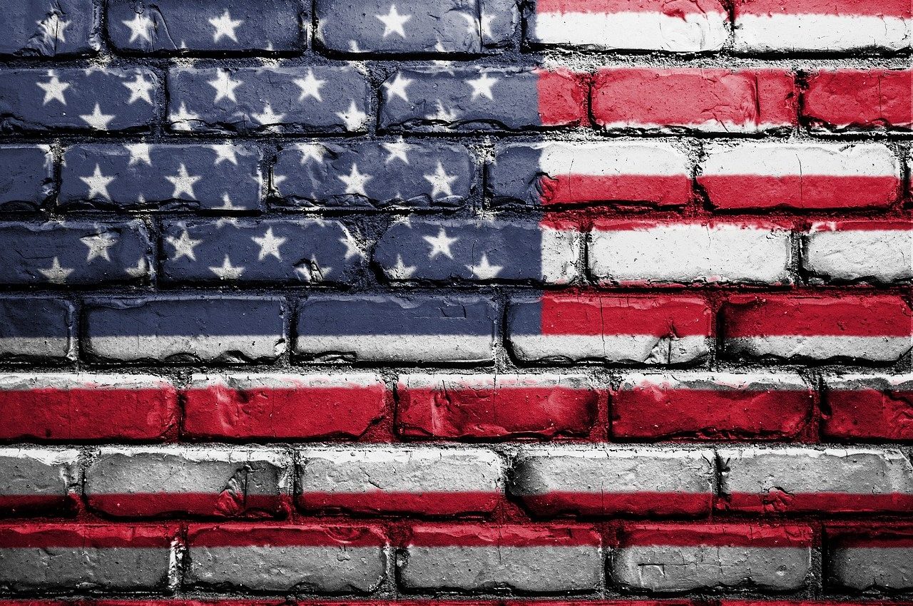 Kina varnar för resor till USA