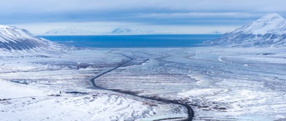 Extrem avsmältning av glaciärerna i Skandinavien och på Svalbard under 2024, visar ny klimatrapport.