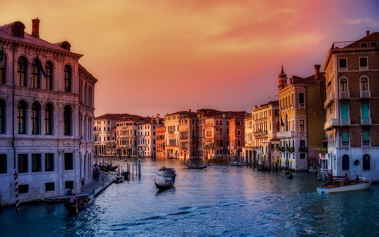 Protester flyttar Bezos bröllopsfest från centrala Venedig