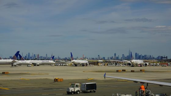 Kris på Newark – United tvingas ställa in 35 flyg per dag