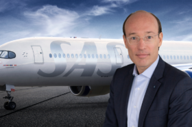 "Jag är mycket glad och hedrad över att bli invald i styrelsen för Electrolux Group, ett företag som – liksom SAS – Scandinavian Airlines – präglas av starka skandinaviska värderingar och en stolt historia," skriver Anko van der Werff i ett inlägg på Linkedin.