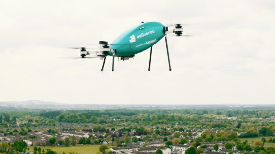 Deliveroo lanserar matleveranser med drönare i Dublin