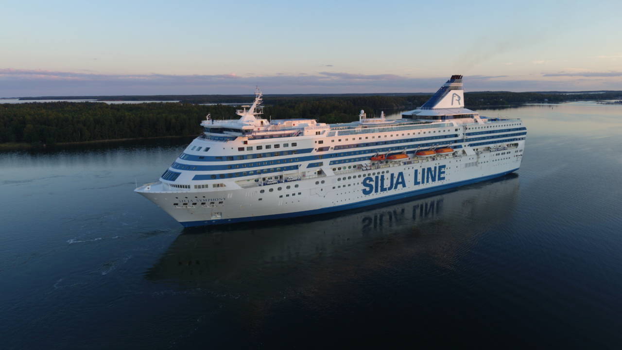 Fler passagerare men fortsatt förlust för Tallink