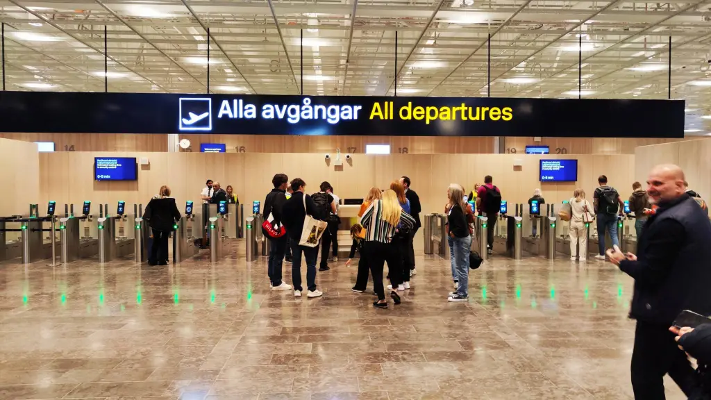 Nya vätskeregler dröjer – Arlandas Kina-scanner väntar på EU-godkännande