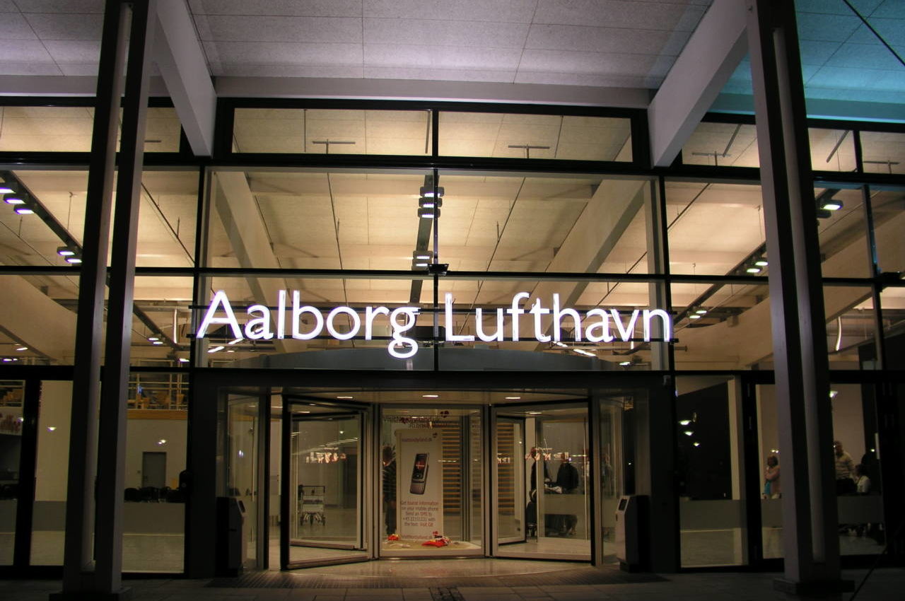 SAS- och Norwegianflyg omdirigerades efter drönarlarm i Danmark