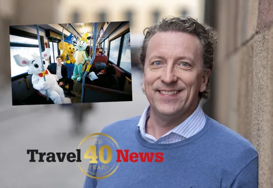 "Det ekonomiska läget kommer att förändras, intresset för det utbud som finns i Sverige är stort bland resenärer och utbudet ligger i linje med i stort sett alla globala resetrender, vilket ju innebär enorma möjligheter för svensk besöksnäring och turism till Sverige," säger Jim Hofverberg, kommunikationschef för Visit Sweden. (Lilla bilden från ett Travel News-jobb 2006.)