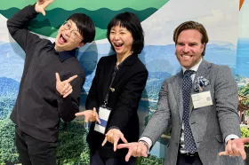 Linda Lin och Thomas Wu från Taiwan Tourism och Jacob Nordendahl från Sembo Group. Foto: Nils Norberg