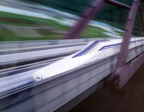 L0 Series är ett magnettåg, så kallad maglev, som utvecklas och testas av Central Japan Railway Company (JR Central).